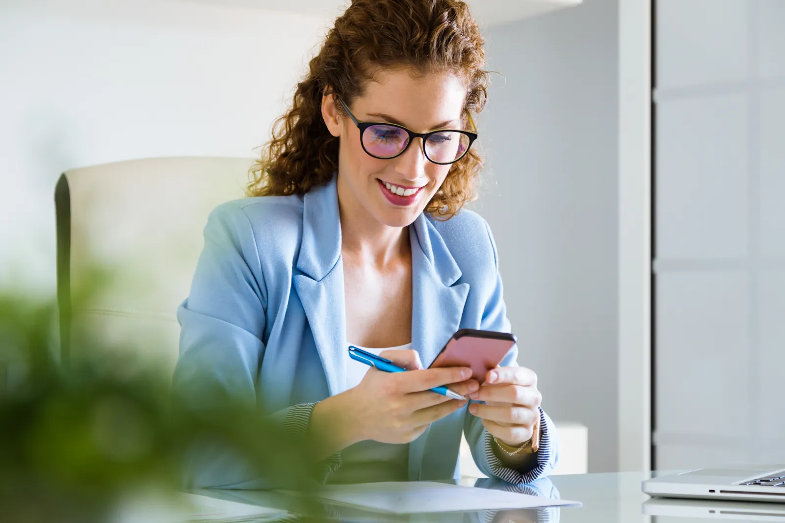 Paciente recebendo lembrete no celular